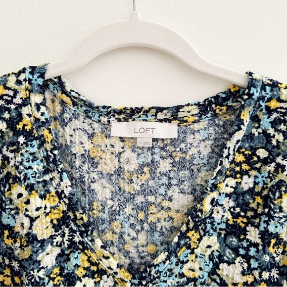 Ann Taylor LOFT Ditsy Floral Blue & Yellow Smocked Career Blouse Size Medium - Picture 7 of 9